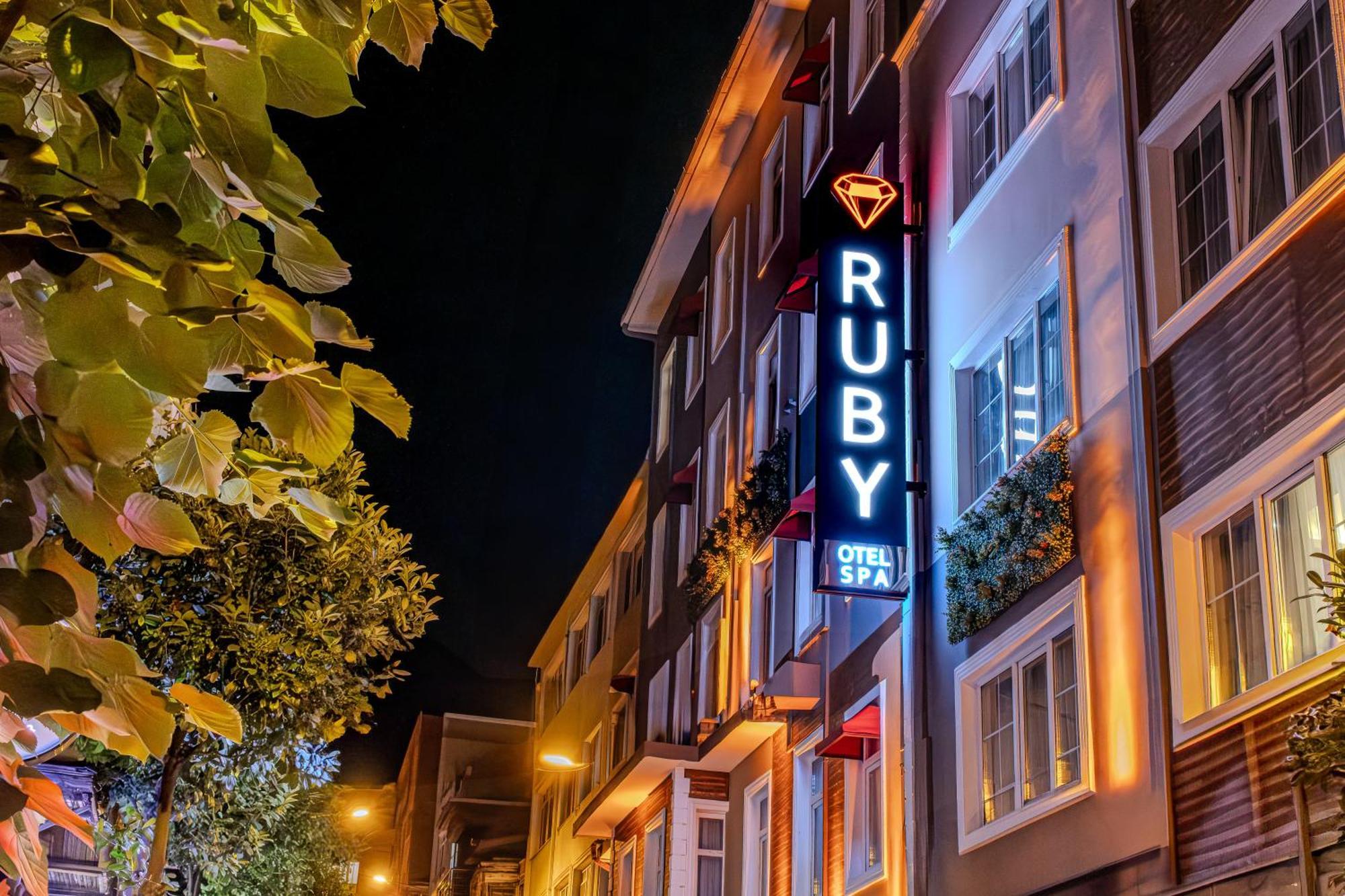 Ruby Hotel Istanbul Exteriör bild