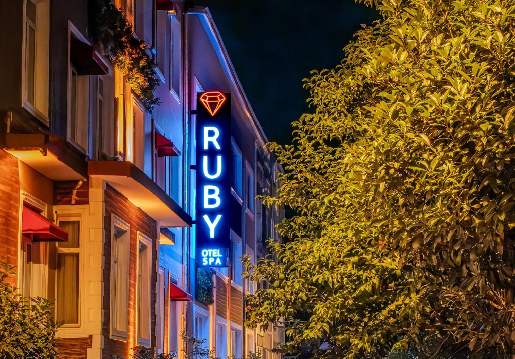 Ruby Hotel Istanbul Exteriör bild
